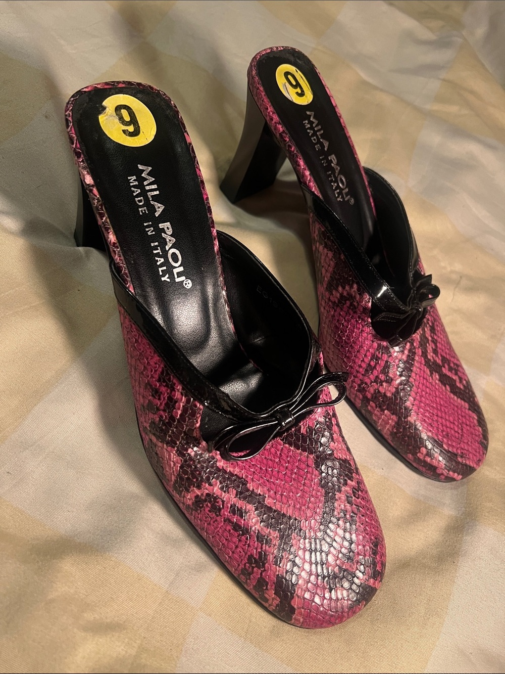 Mila Paoli Leather Vintage 80s/90s Made in Italy Snakeskin Square Toe Bow Heels